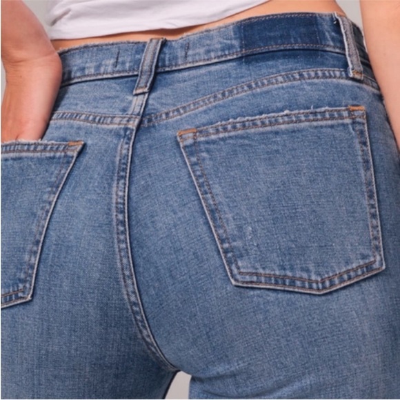 Abercrombie & Fitch The Skinny High Rise Jeans SZ 25/0S Medium Rinse - Picture 4 of 16
